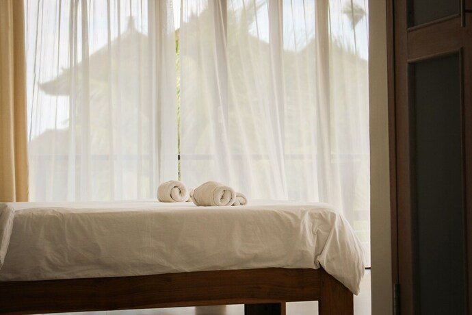 Imagen de la habitación del Hotel Balian Surf Villas. Foto 25
