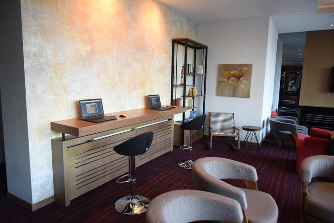 Imagen de los interiores del Hotel Baliktasi City. Foto 15