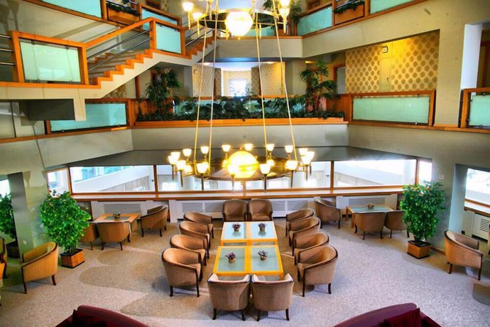 Imagen de los interiores del Hotel Baliktasi. Foto 18