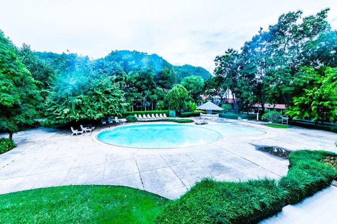 Imagen de la piscina del Hotel Balios Resort Khaoyai. Foto 15