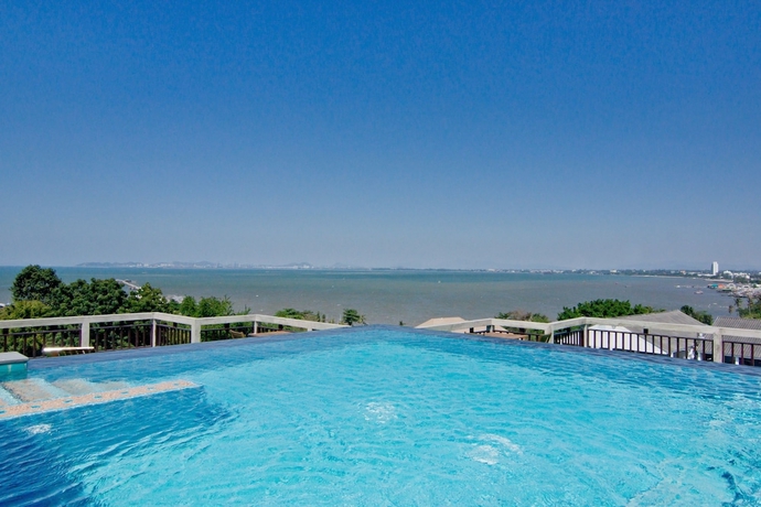 Imagen de la piscina del Hotel Balitaya Resort Naklua 12. Foto 19