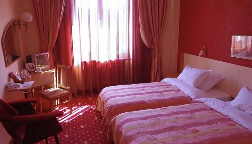Imagen de la habitación del Hotel Balkan, Gabrovo Ciudad. Foto 11