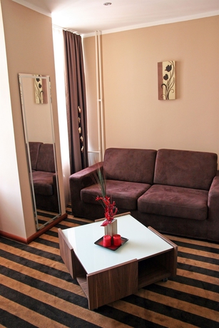 Imagen de los interiores del Hotel Balkan Garni. Foto 14