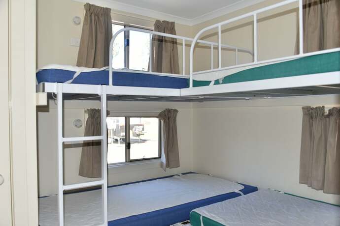 Imagen general del Hotel Ball Park Caravan Park. Foto 10