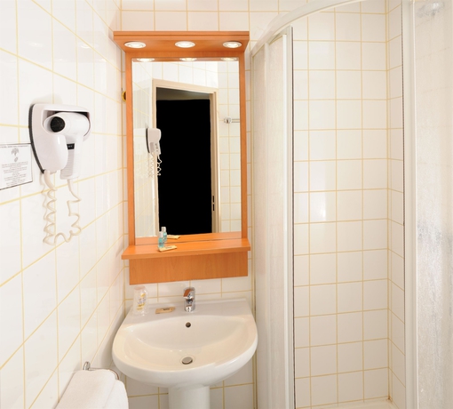 Imagen de la habitación del Hotel Balladins Aulnay Garonor. Foto 6