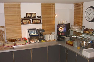 Imagen del bar/restaurante del Hotel Balladins Superior Montpellier. Foto 3