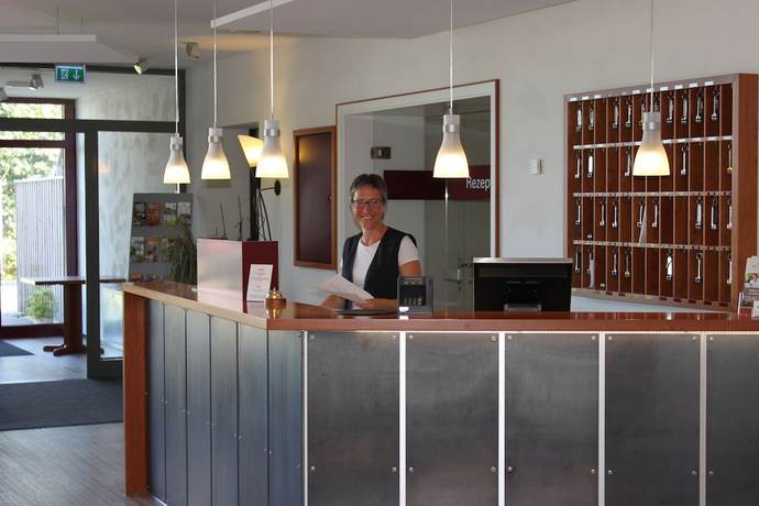 Imagen de los interiores del Hotel Ballands And Restaurant. Foto 16