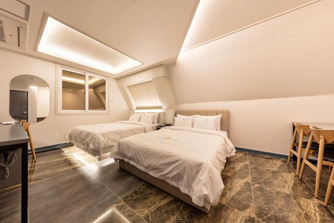 Imagen de la habitación del Hotel Ballantine Business. Foto 20