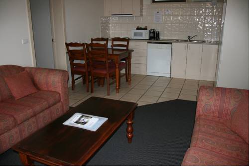 Imagen de la habitación del Hotel Ballarat Colonial Motor Inn and Apartments. Foto 3