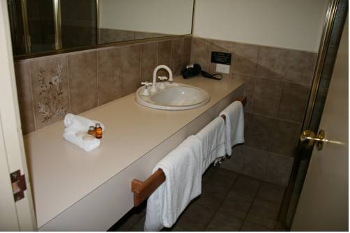 Imagen de la habitación del Hotel Ballarat Colonial Motor Inn and Apartments. Foto 4