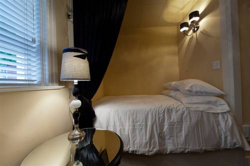 Imagen de la habitación del Hotel Ballard Inn. Foto 7