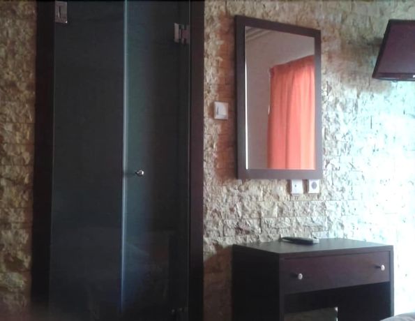 Imagen de la habitación del Hotel Ballas. Foto 4