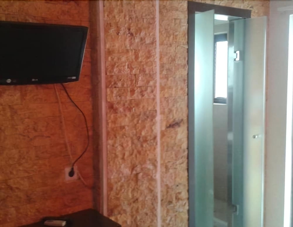 Imagen de la habitación del Hotel Ballas. Foto 8