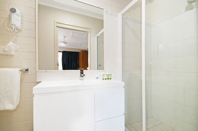 Imagen de la habitación del Hotel Ballina Travellers Lodge. Foto 3
