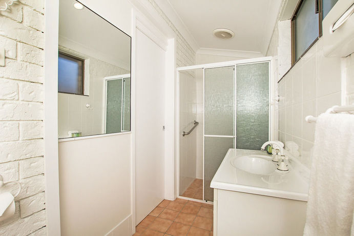 Imagen de la habitación del Hotel Ballina Travellers Lodge. Foto 12