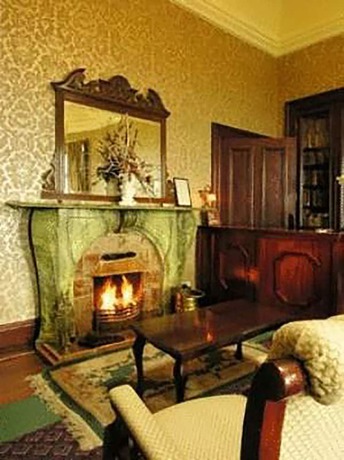 Imagen de la habitación del Hotel Ballinalacken castle country house hotel. Foto 11