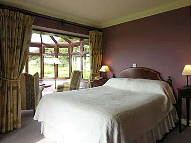 Imagen de la habitación del Hotel Ballinalacken castle country house hotel. Foto 16