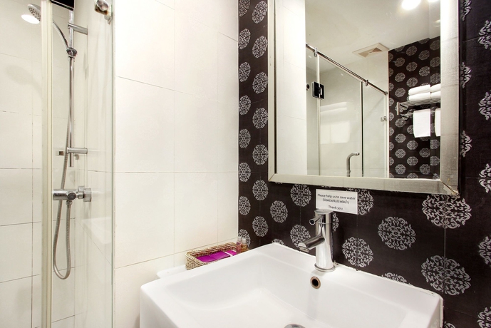 Imagen de la habitación del Hotel Bally Suite Silom. Foto 6