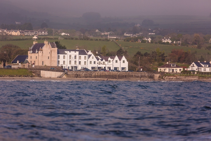 Imagen de los exteriores del Hotel Ballygally Castle. Foto 14