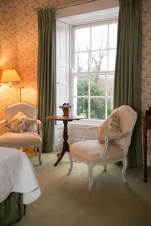 Imagen de la habitación del Hotel Ballymaloe House. Foto 15