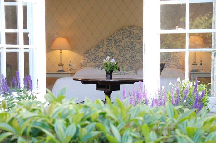 Imagen de la habitación del Hotel Ballymaloe House. Foto 19
