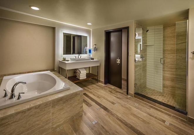 Imagen de la habitación del Hotel Bally’s Lake Tahoe Casino Resort. Foto 4