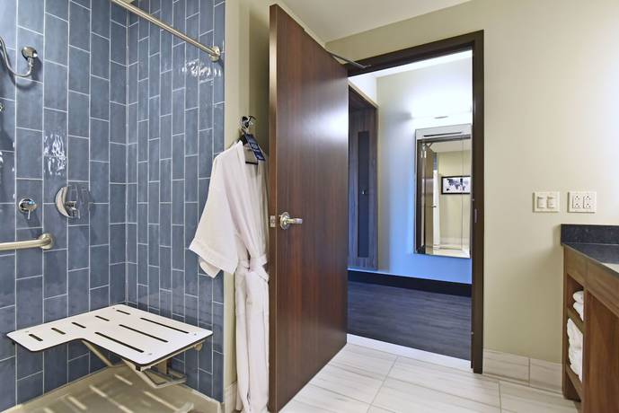 Imagen de la habitación del Hotel Bally\'s Twin River Lincoln Casino and. Foto 10