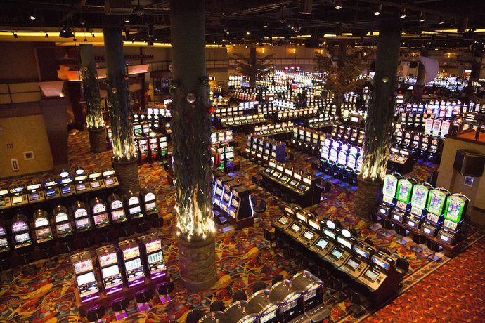 Imagen de los interiores del Hotel Bally\'s Twin River Lincoln Casino and. Foto 18