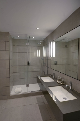 Imagen de la habitación del Hotel Balmoral, Arco del Triunfo-El&iacute;seo. Foto 12