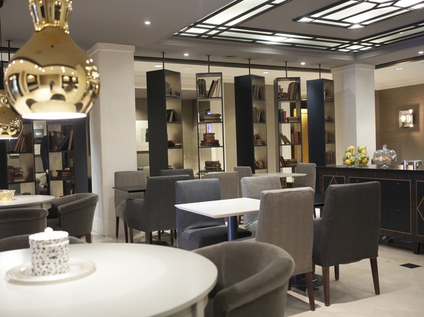 Imagen del bar/restaurante del Hotel Balmoral, Gracia. Foto 5