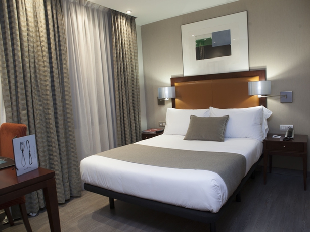 Imagen de la habitación del Hotel Balmoral, Gracia. Foto 10