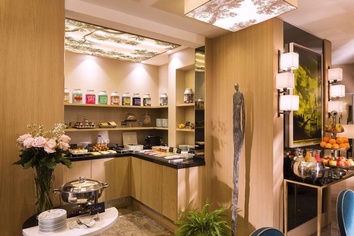 Imagen del bar/restaurante del Hotel Balmoral, París. Foto 3