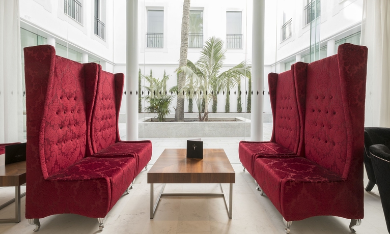 Imagen de los interiores del Hotel Balneari Termes Orion. Foto 15