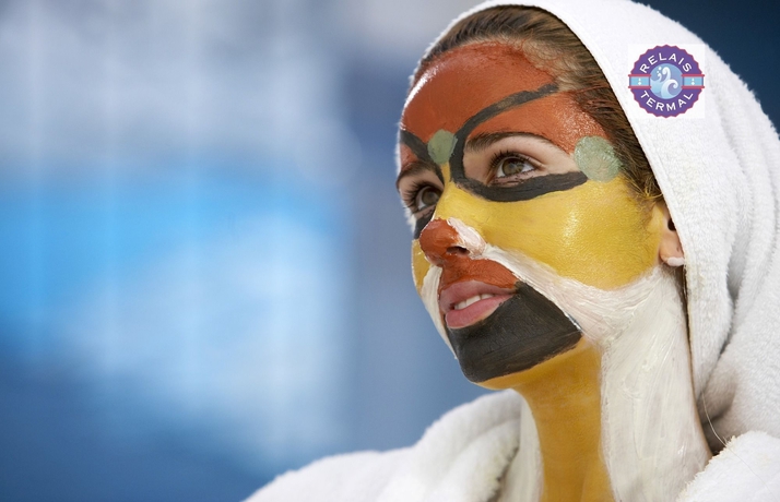 Imagen de la piscina del Hotel Balneario Acuña. Foto 10