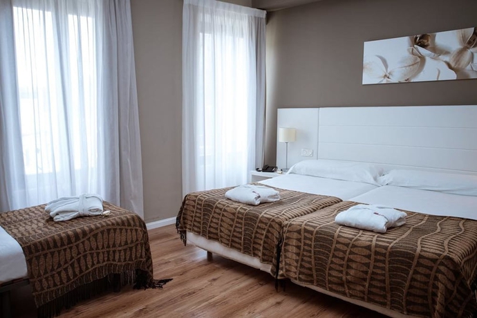 Imagen de la habitación del Hotel Balneario Alhama De Aragon. Foto 5