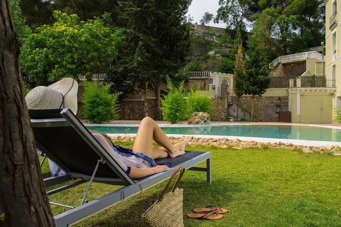 Imagen de la piscina del Hotel Balneario Alhama De Aragon. Foto 13