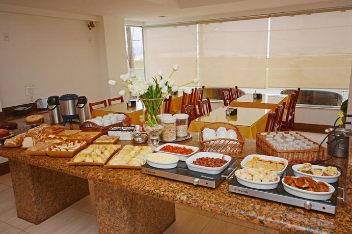 Imagen del bar/restaurante del Hotel Balneario Cabo Frio. Foto 2