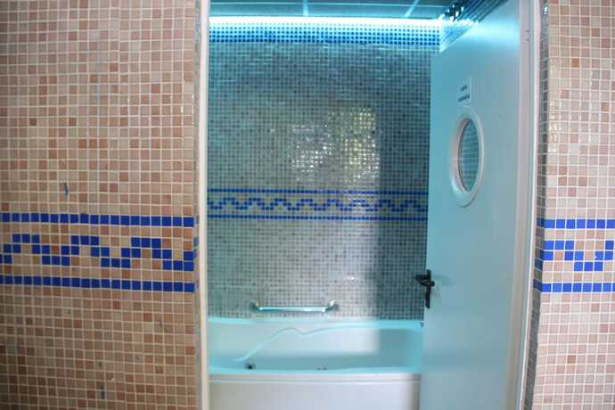 Imagen de la piscina del Hotel Balneario Caldas de Luna. Foto 13