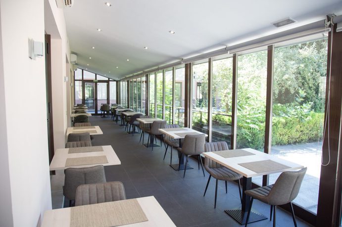 Imagen general del Hotel Balneario Carlos III. Foto 2