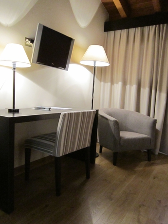 Imagen de la habitación del Hotel Balneario Cervantes. Foto 9