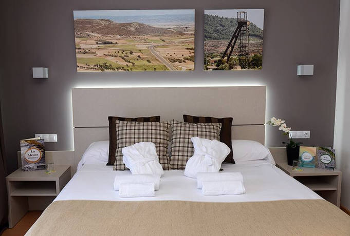 Imagen de la habitación del Hotel Balneario De Ariño. Foto 5