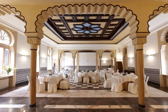 Imagen de los interiores del Hotel Balneario De Cestona. Foto 8