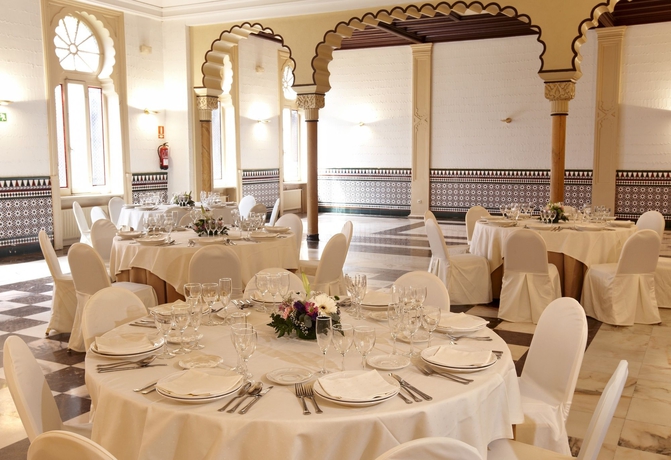 Imagen del bar/restaurante del Hotel Balneario De Cestona. Foto 3