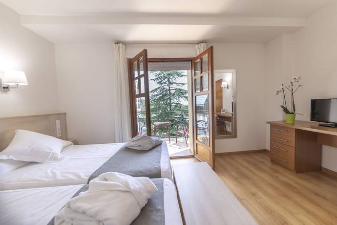 Imagen de la habitación del Hotel Balneario De Fitero - Hotel Bécquer. Foto 9