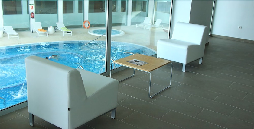 Imagen de los interiores del Hotel Balneario De Gravalos. Foto 12