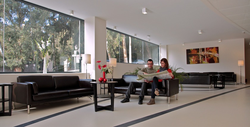 Imagen de los interiores del Hotel Balneario De Lanjaron. Foto 11