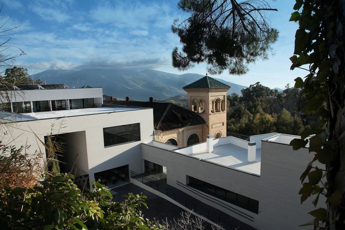 Imagen de los exteriores del Hotel Balneario De Lanjaron. Foto 9