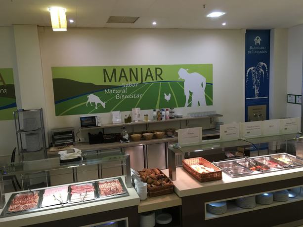 Imagen del bar/restaurante del Hotel Balneario De Lanjaron. Foto 2