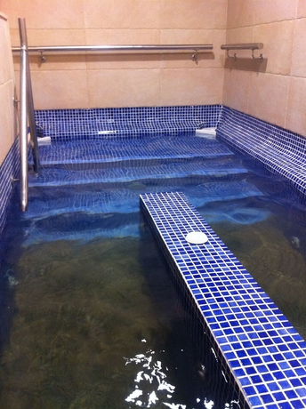 Imagen de los interiores del Hotel Balneario De Villavieja. Foto 8