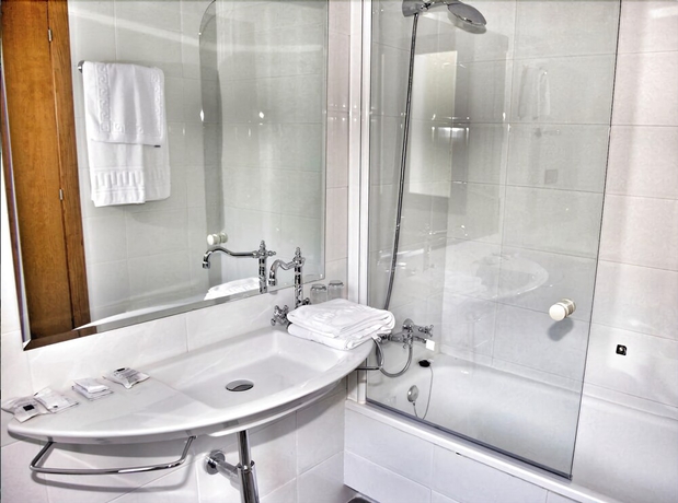 Imagen de la habitación del Hotel Balneario De Zújar. Foto 9